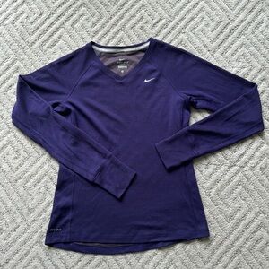 Nike Women running v neck long sleeves top -size S